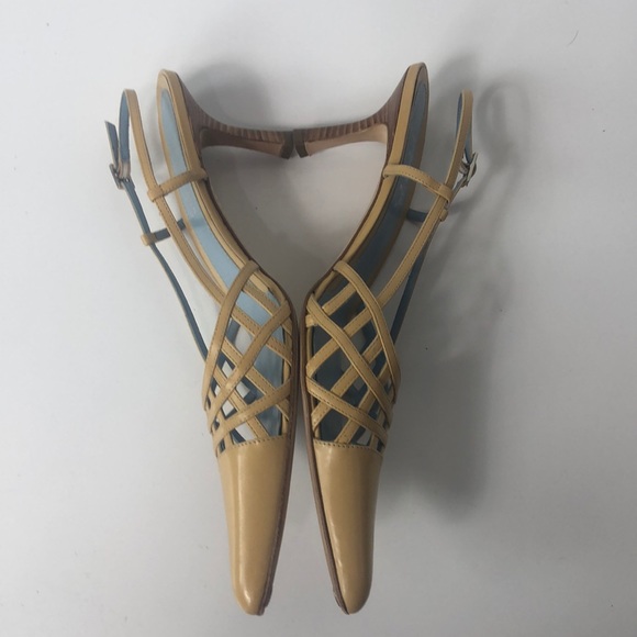 SOLD Tiffany’s Lambertson Truex Nude Kitten Heels - Picture 3 of 8